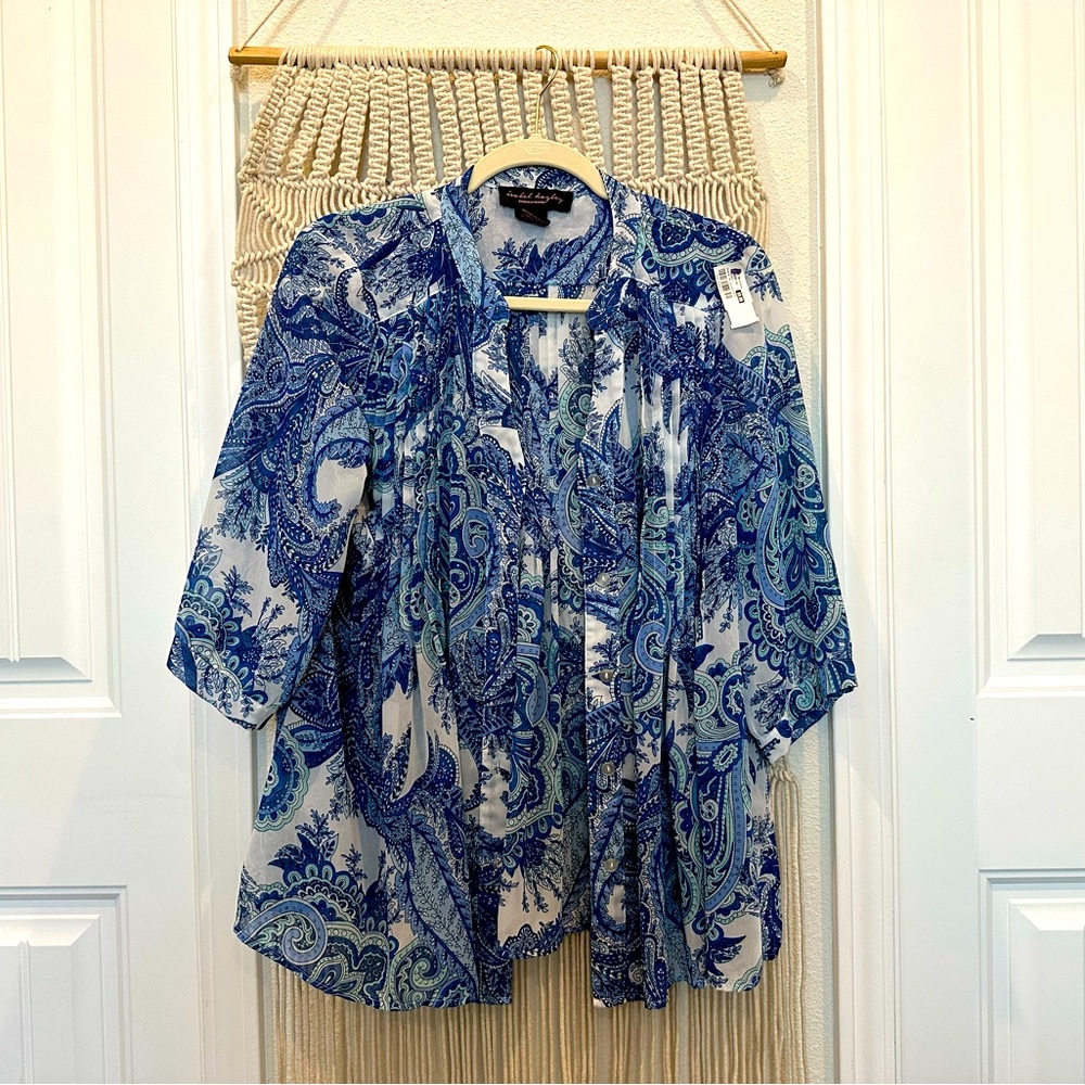 Floral pattern blouse
